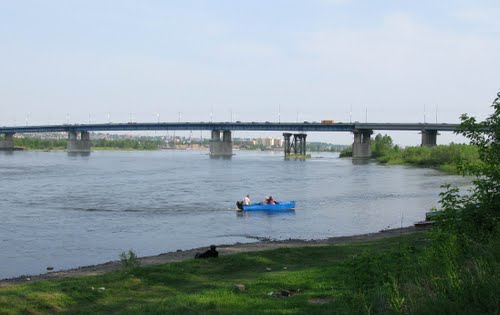 Иннокентьевский мост в Иркутске.