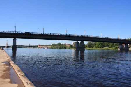 Мост им. А. Невского через Волхов